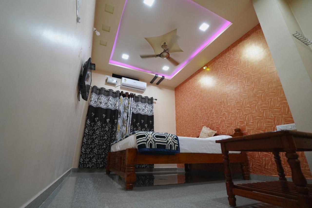 Akash Homestay Hampi Exterior photo